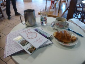 Croissant, Cafe au lait, credenciale and my journal