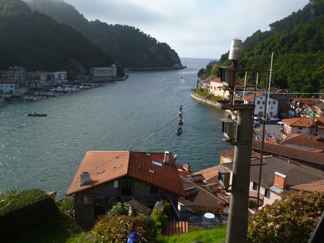 The view into the port of Pasai Donibane